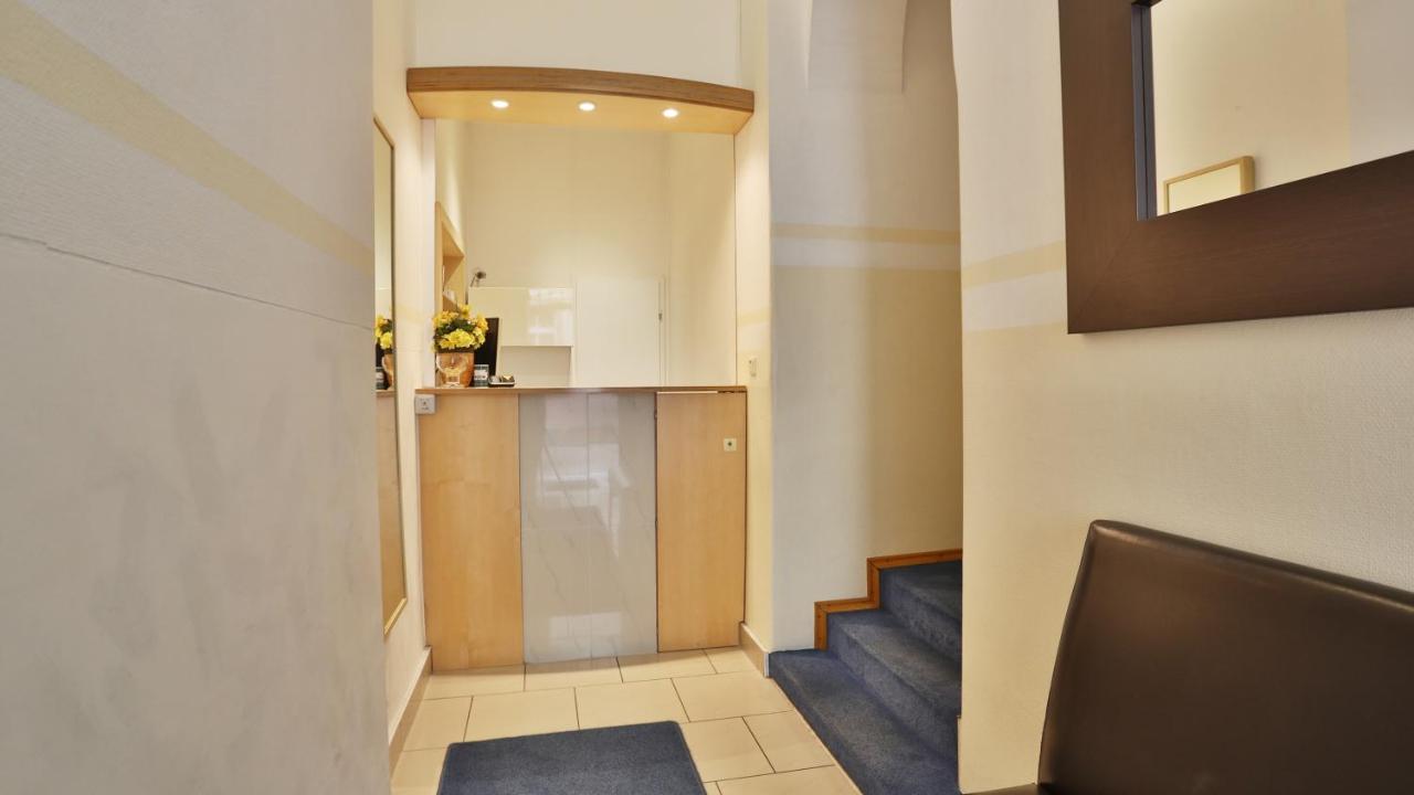 Altstadt Hotel Heidelberg Exterior photo