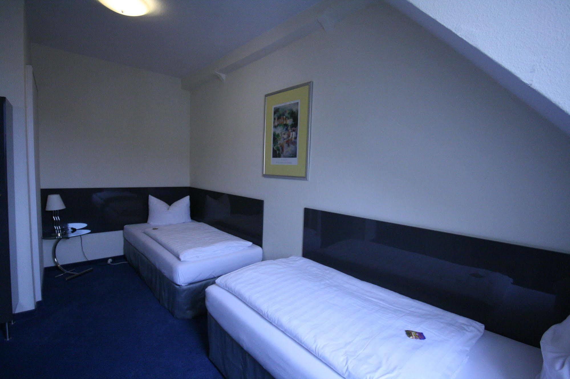 Altstadt Hotel Heidelberg Exterior photo